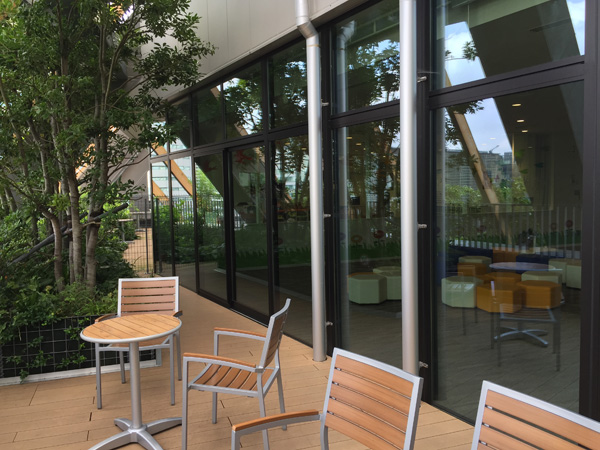 豊洲シビックセンターベランダ01