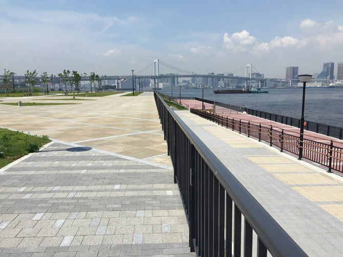 豊洲ぐるり公園レインボーブリッジ側10