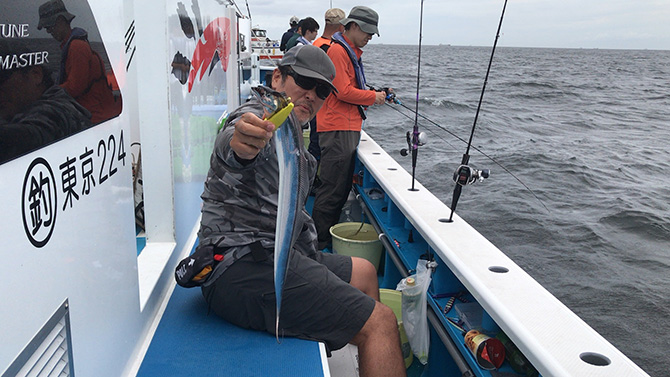 コンスタントにタチウオを釣る