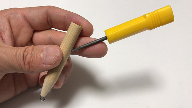 ヒートンねじ込むキッカケ