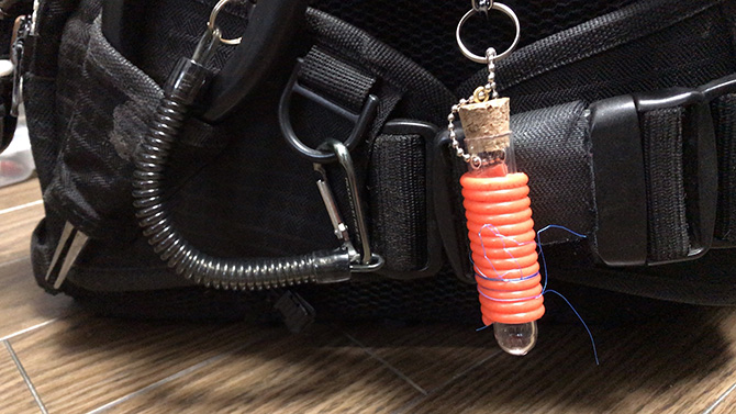 バッグに付けた状態