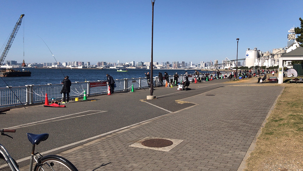 若洲海釣り公園前