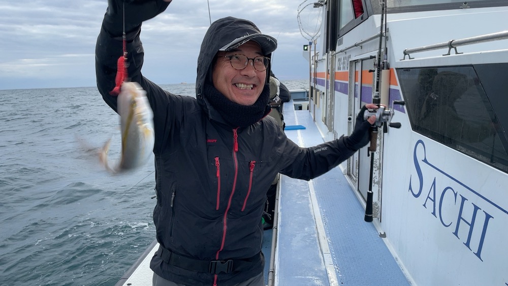 ワームでカンパチ