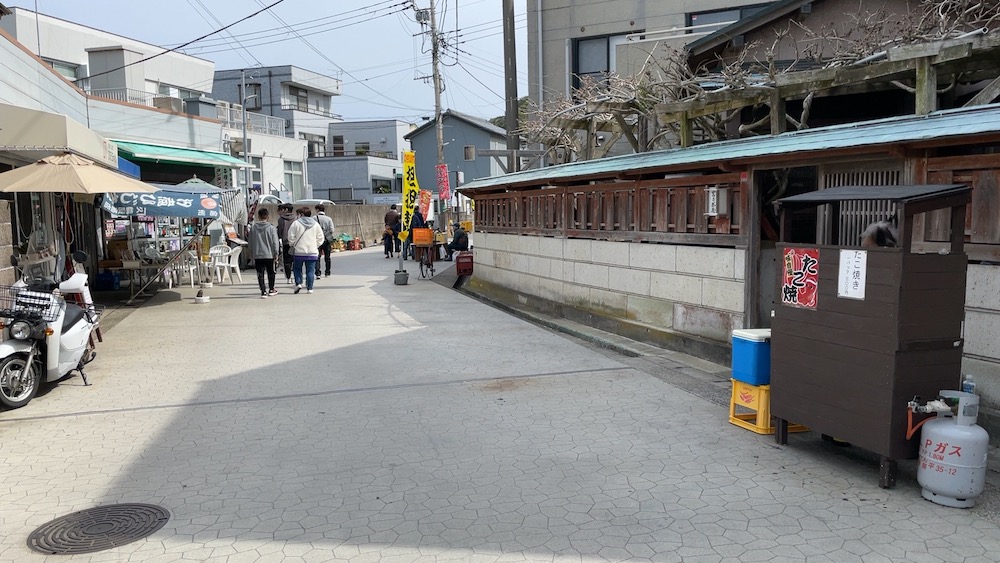 勝浦朝市
