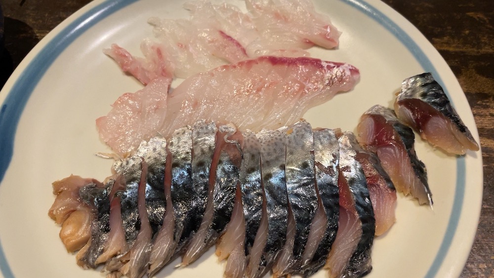 釣ったタイとゴマサバ