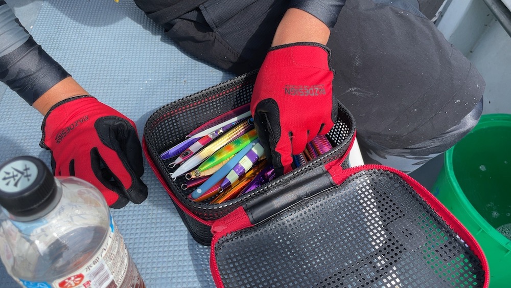 仲間のジグケース