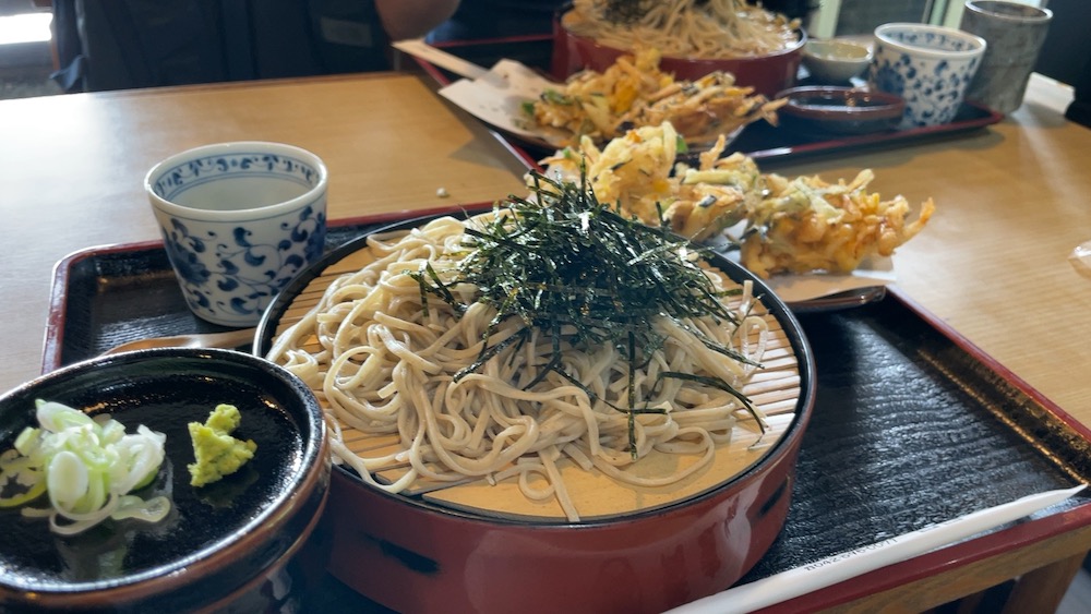 武蔵五日市駅近くの蕎麦と天ぷら